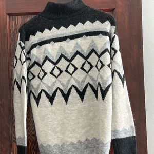 Maurice’s sweater size xs